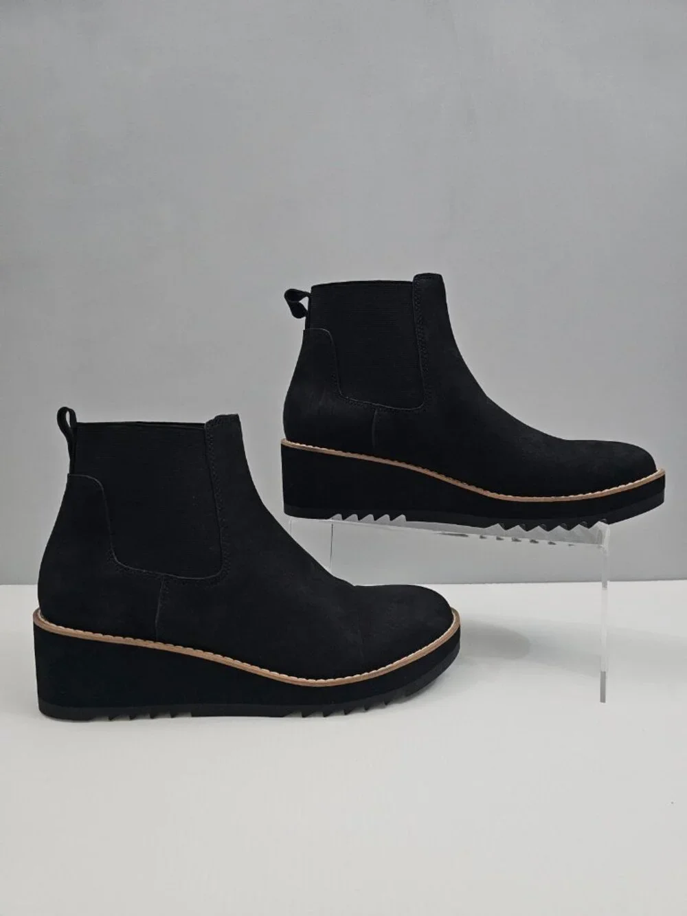Eileen Fisher Luv Chelsea Wedge Ankle Boot Black Leather Pull On Womens 9